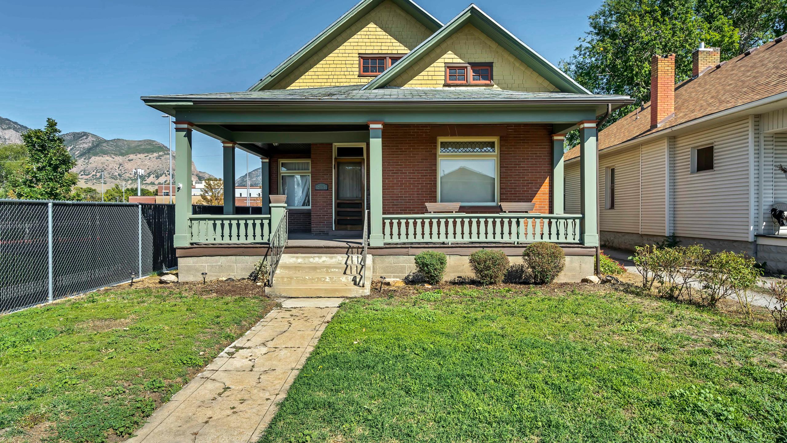 Jefferson Ave At Home in Ogden